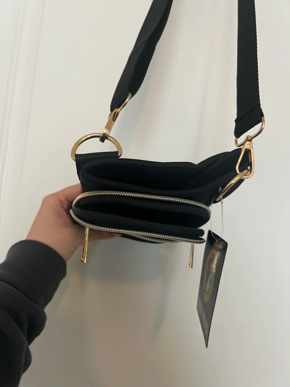 NWT Buc-ees Crossbody Tumbler bag w strap